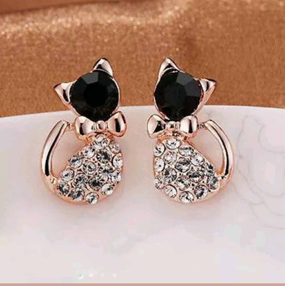 Kitty Faux Diamond Earrings - Picture 1 of 1